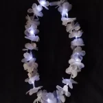 Collar Hawaiano de Flores Luminoso Blanco x1