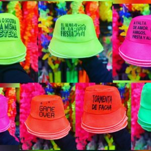 Gorros Piluso Fluo Con Frases Surtidas x1