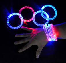Pulseras de acrilico transparente o de colores x 1